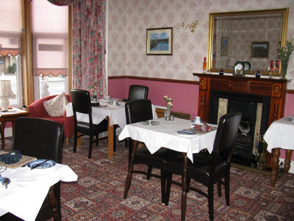 Almond Villa Guest House Perth Eksteriør billede