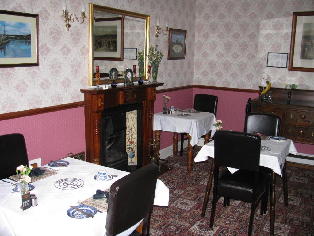 Almond Villa Guest House Perth Eksteriør billede